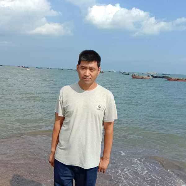 44岁岁辽宁单身帅哥 - 琼中吉缘网