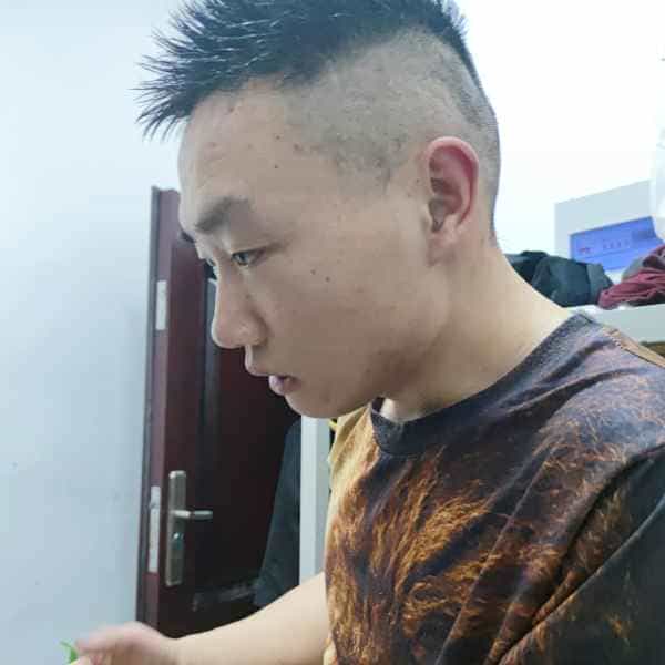 29岁岁四川单身帅哥 - 琼中吉缘网