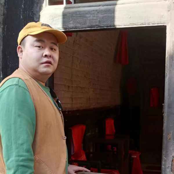 35岁岁陕西单身帅哥 - 琼中吉缘网