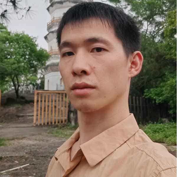 33岁岁四川单身帅哥 - 琼中吉缘网