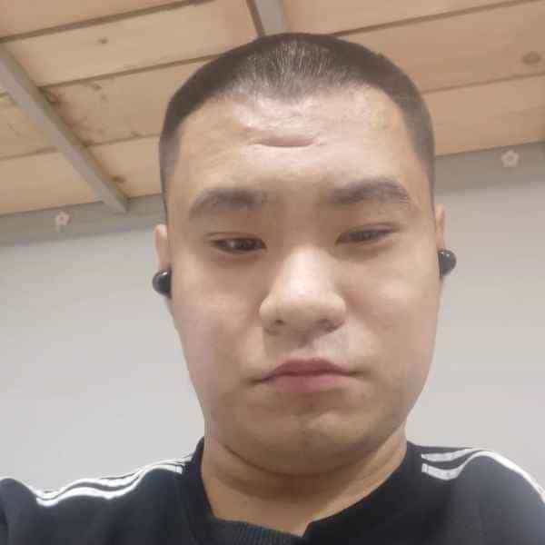 25岁岁山东单身帅哥 - 琼中吉缘网