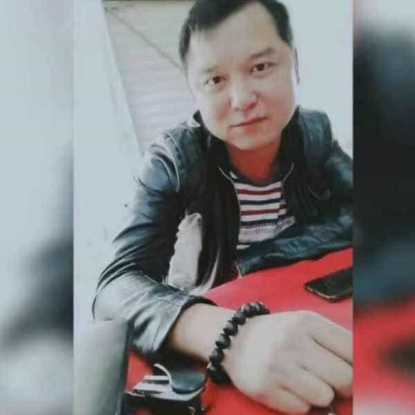 40岁岁湖南单身帅哥 - 琼中吉缘网