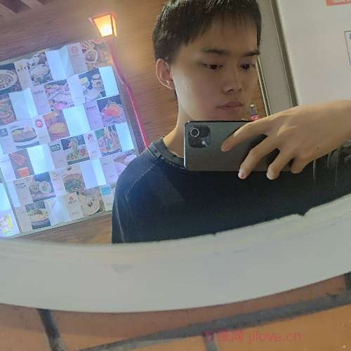 25岁岁广西单身帅哥 - 琼中吉缘网
