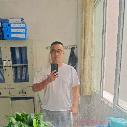 34岁岁四川单身帅哥 - 琼中吉缘网